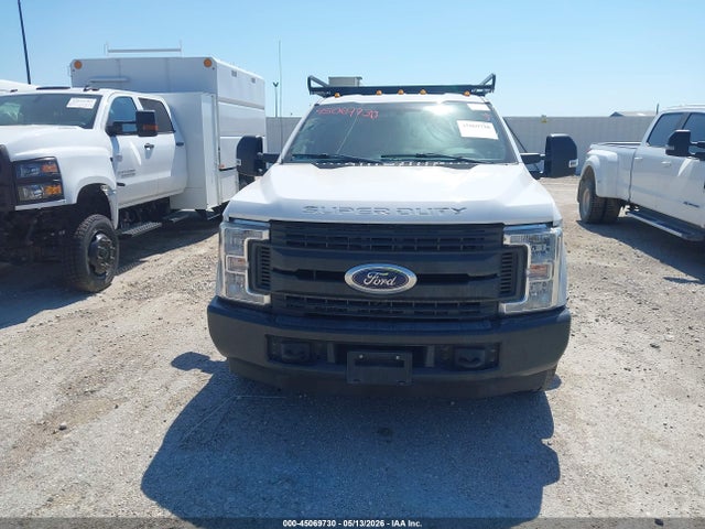2019 Ford F-350 Chassis Xl მანქანა იყიდება აუქციონზე, vin: 1FD7X3E67KEC46909, აუქციონის ნომერი: 45069730