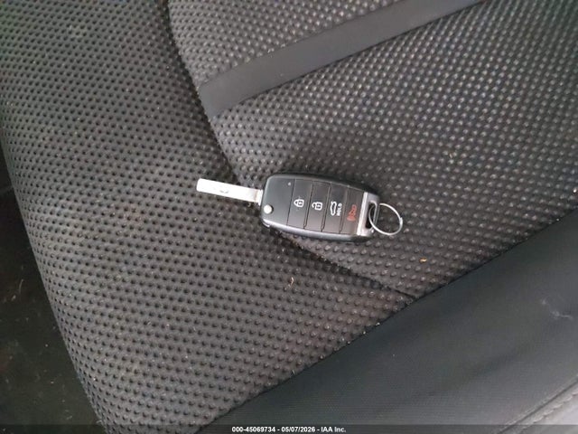 45069734 :رقم المزاد ، 5XXGT4L39LG388206 vin ، 2020 Kia Optima Lx مزاد بيع