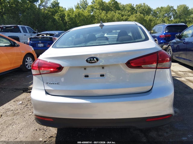 Aukcja sprzedaży 2017 Kia Forte Lx, vin: 3KPFK4A73HE142563, numer aukcji: 45069741