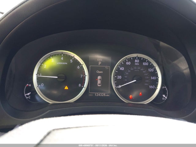 45069751 :رقم المزاد ، JTHCF1D25F5016444 vin ، 2015 Lexus Is 250 مزاد بيع