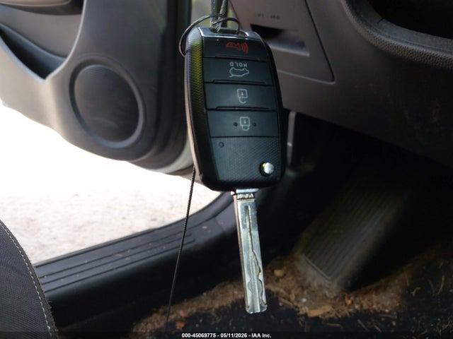Продажа на аукционе авто 2016 Kia Soul, vin: KNDJN2A26G7328879, номер лота: 45069775