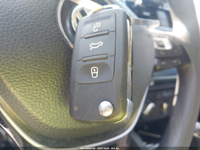 Продажа на аукционе авто 2016 Volkswagen Jetta 1.4t Se, vin: 3VWB67AJ6GM308074, номер лота: 45069790