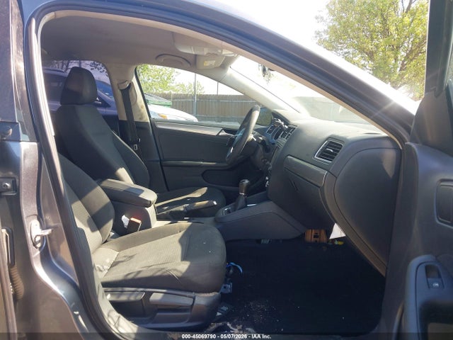 Продажа на аукционе авто 2016 Volkswagen Jetta 1.4t Se, vin: 3VWB67AJ6GM308074, номер лота: 45069790