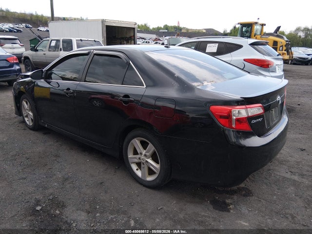2013 Toyota Camry Se მანქანა იყიდება აუქციონზე, vin: 4T1BF1FK5DU208360, აუქციონის ნომერი: 45069812
