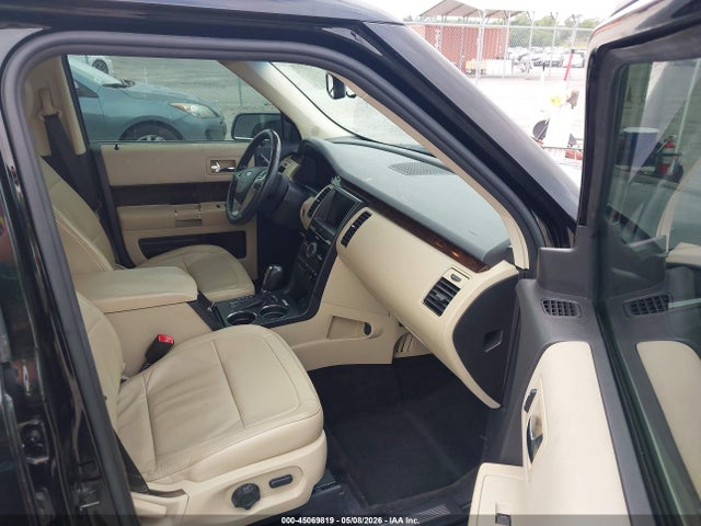 45069819 :رقم المزاد ، 2FMGK5D83HBA00568 vin ، 2017 Ford Flex Limited مزاد بيع