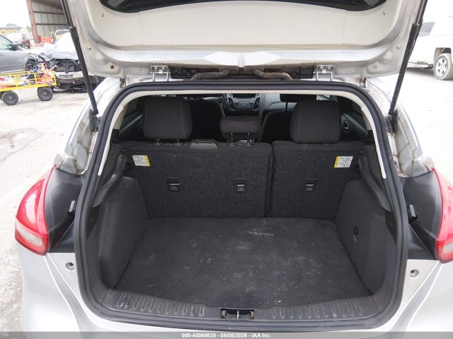 45069839 :رقم المزاد ، 1FADP3K22HL259036 vin ، 2017 Ford Focus Se مزاد بيع