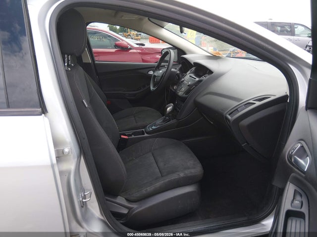 45069839 :رقم المزاد ، 1FADP3K22HL259036 vin ، 2017 Ford Focus Se مزاد بيع