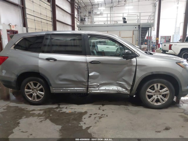 Honda PILOT LX 2017 5FNYF5H11HB040905 Image 13