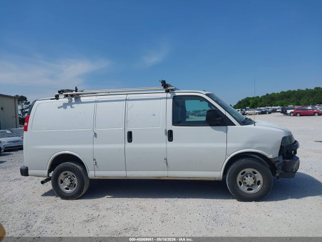 1GCWGAFP0L1242396 Chevrolet Express Cargo Rwd 2500 Regular Wheelbase Wt