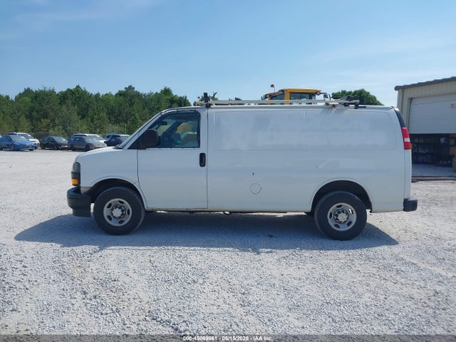 1GCWGAFP0L1242396 Chevrolet Express Cargo Rwd 2500 Regular Wheelbase Wt
