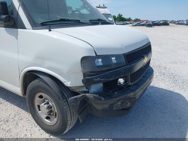 1GCWGAFP0L1242396 Chevrolet Express Cargo Rwd 2500 Regular Wheelbase Wt