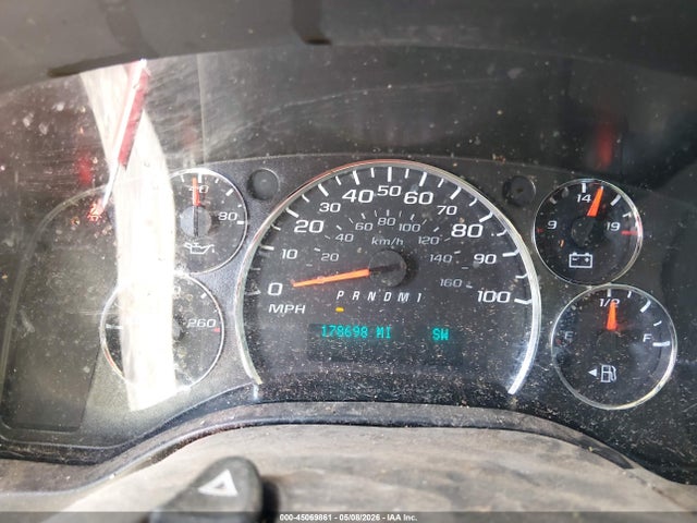 1GCWGAFP0L1242396 Chevrolet Express Cargo Rwd 2500 Regular Wheelbase Wt