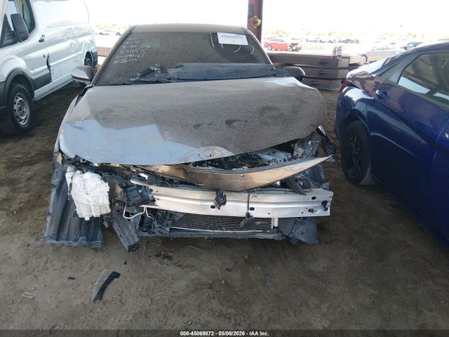 4T1C11AKXNU647131 Toyota CAMRY LE