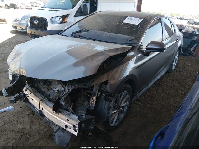 4T1C11AKXNU647131 Toyota CAMRY LE