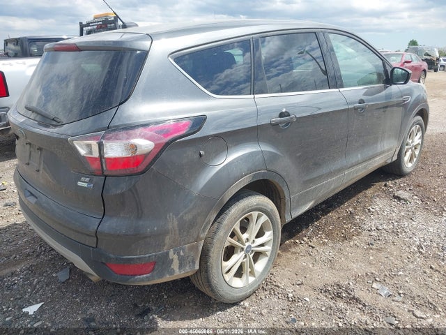 45069886 :رقم المزاد ، 1FMCU9GD7HUA60677 vin ، 2017 Ford Escape Se مزاد بيع