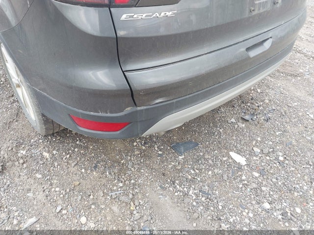 45069886 :رقم المزاد ، 1FMCU9GD7HUA60677 vin ، 2017 Ford Escape Se مزاد بيع