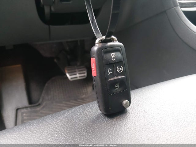 45069893 :رقم المزاد ، 1VWCA7A32JC017715 vin ، 2018 Volkswagen Passat 2.0t Sel Premium مزاد بيع