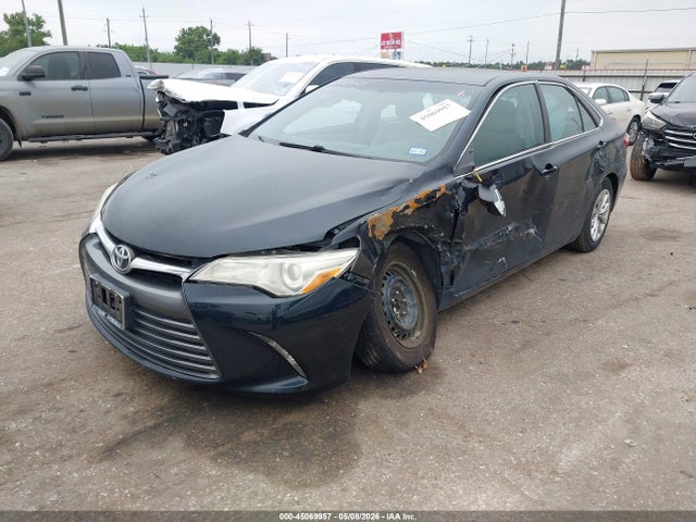2016 Toyota Camry Le მანქანა იყიდება აუქციონზე, vin: 4T4BF1FK0GR564502, აუქციონის ნომერი: 45069957