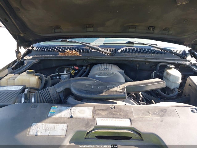 2004 Chevrolet Suburban 1500 Lt მანქანა იყიდება აუქციონზე, vin: 1GNEC16T94J242782, აუქციონის ნომერი: 45069982