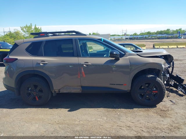 2025 Nissan Rogue Rock Creek მანქანა იყიდება აუქციონზე, vin: 5N1BT3BB8SC829220, აუქციონის ნომერი: 45070000