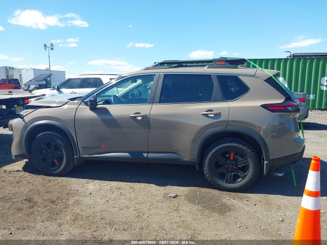 2025 Nissan Rogue Rock Creek მანქანა იყიდება აუქციონზე, vin: 5N1BT3BB8SC829220, აუქციონის ნომერი: 45070000