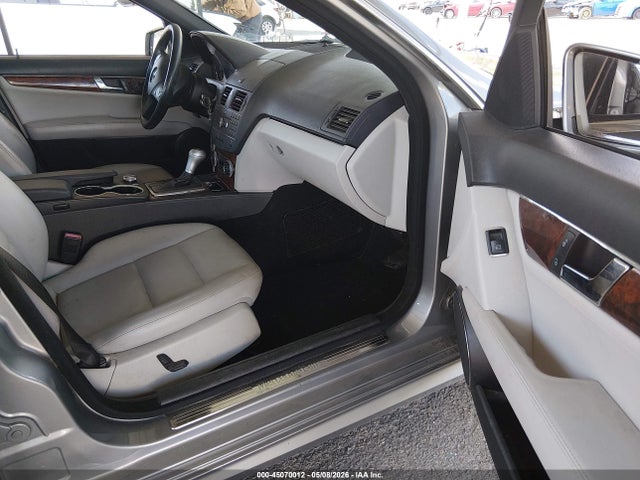 Продаж на аукціоні авто 2011 Mercedes-benz C 300 Luxury 4matic/sport 4matic, vin: WDDGF8BB1BR149371, номер лоту: 45070012