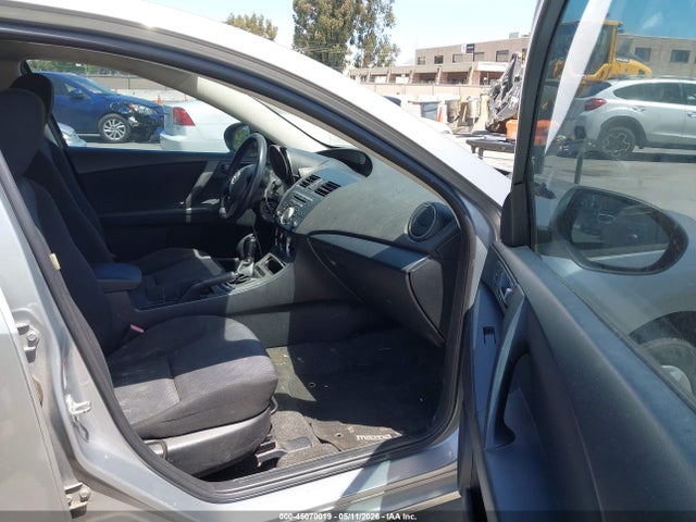Продажа на аукционе авто 2011 Mazda Mazda3 I Sport, vin: JM1BL1UGXB1433061, номер лота: 45070019