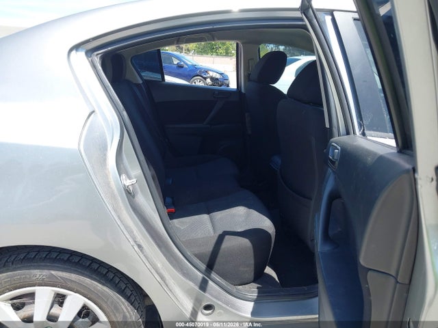 Продажа на аукционе авто 2011 Mazda Mazda3 I Sport, vin: JM1BL1UGXB1433061, номер лота: 45070019