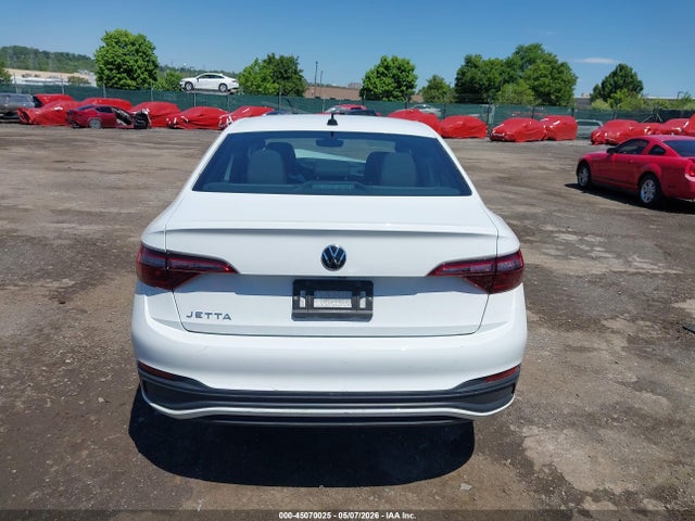 Auction sale of the 2024 Volkswagen Jetta 1.5t Sport, vin: 3VWBM7BU7RM089823, lot number: 45070025