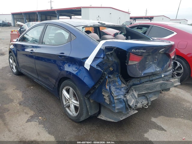 2016 Hyundai Elantra Se მანქანა იყიდება აუქციონზე, vin: 5NPDH4AE4GH737176, აუქციონის ნომერი: 45070043