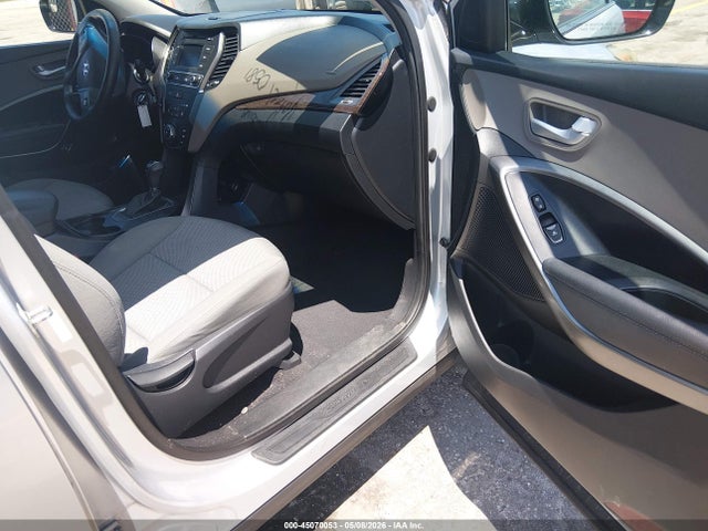 45070053 :رقم المزاد ، 5XYZT3LB4HG420010 vin ، 2017 Hyundai Santa Fe Sport 2.4l مزاد بيع