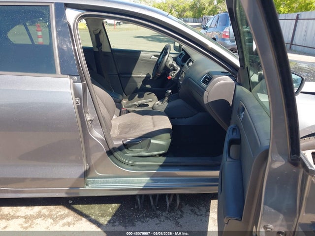 45070057 :رقم المزاد ، 3VW2K7AJXEM251418 vin ، 2014 Volkswagen Jetta 2.0l S مزاد بيع