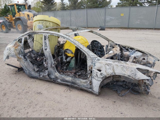 45070072 :رقم المزاد ، 5YJ3E1EB3KF209073 vin ، 2019 Tesla Model 3 Long Range/performance مزاد بيع