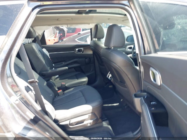 45070092 :رقم المزاد ، 5XYRK4JF6SG345574 vin ، 2025 Kia Sorento Sx مزاد بيع