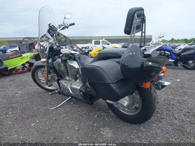 45070100 :رقم المزاد ، 1HFSC55036A210011 vin ، 2006 Honda Vtx1300 C مزاد بيع