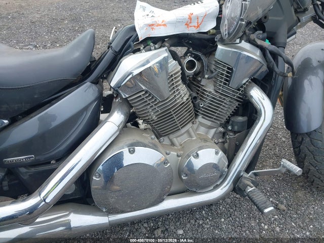 45070100 :رقم المزاد ، 1HFSC55036A210011 vin ، 2006 Honda Vtx1300 C مزاد بيع
