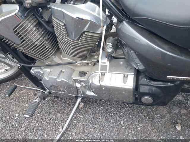45070100 :رقم المزاد ، 1HFSC55036A210011 vin ، 2006 Honda Vtx1300 C مزاد بيع