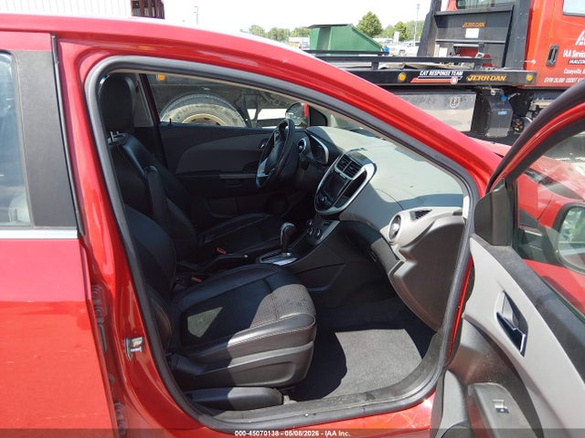 Продажа на аукционе авто 2020 Chevrolet Sonic Fwd  Premier, vin: 1G1JF5SB8L4117880, номер лота: 45070138