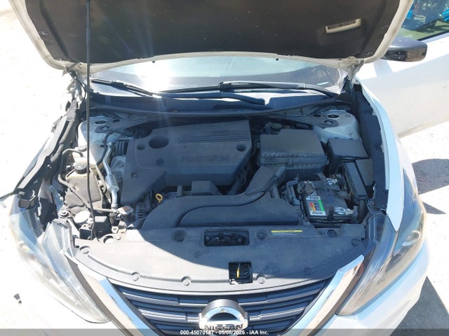 2017 Nissan Altima 2.5 Sr მანქანა იყიდება აუქციონზე, vin: 1N4AL3AP9HC229317, აუქციონის ნომერი: 45070147