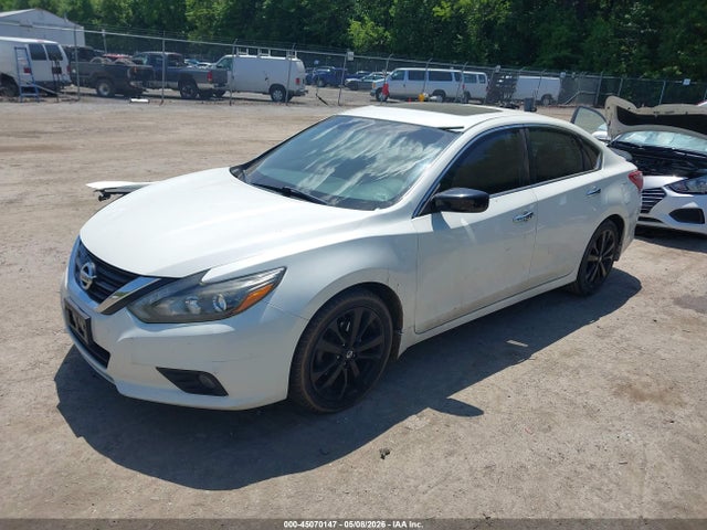 2017 Nissan Altima 2.5 Sr მანქანა იყიდება აუქციონზე, vin: 1N4AL3AP9HC229317, აუქციონის ნომერი: 45070147