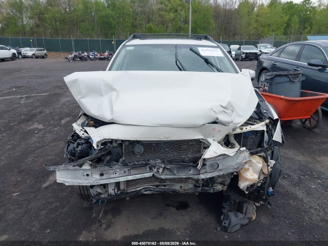 45070162 :رقم المزاد ، JF2GTAMC1JH318116 vin ، 2018 Subaru Crosstrek 2.0i Limited مزاد بيع
