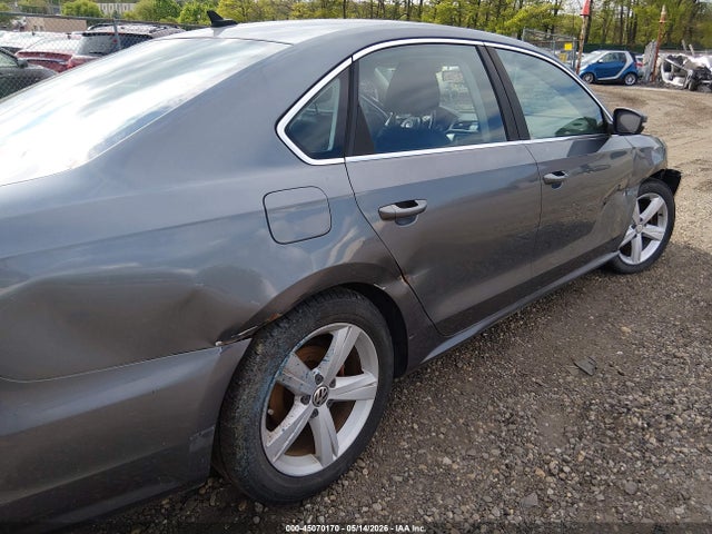 45070170 :رقم المزاد ، 1VWBP7A35DC053722 vin ، 2013 Volkswagen Passat 2.5l Se مزاد بيع