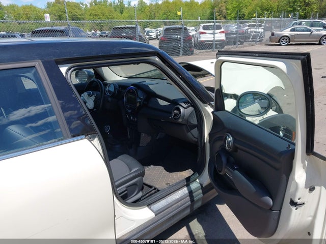 Aukcja sprzedaży 2018 Mini Hardtop Cooper, vin: WMWXU1C52J2F80924, numer aukcji: 45070181