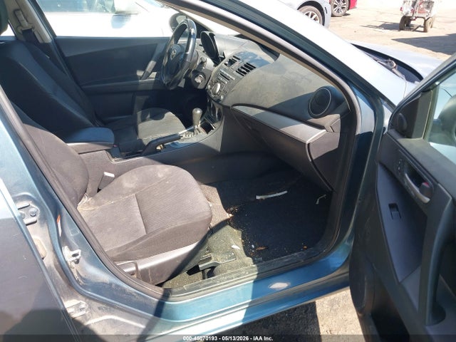 45070193 :رقم المزاد ، JM1BL1VG2B1444697 vin ، 2011 Mazda Mazda3 I Touring مزاد بيع