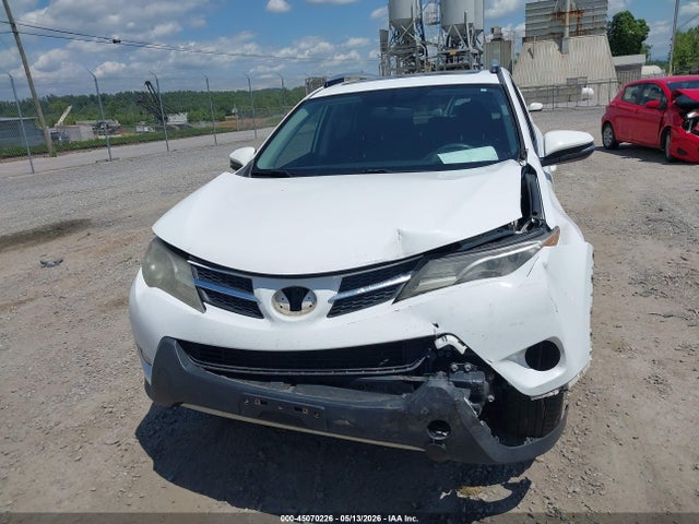 JTMRFREVXFD131386 Toyota Rav4 Xle