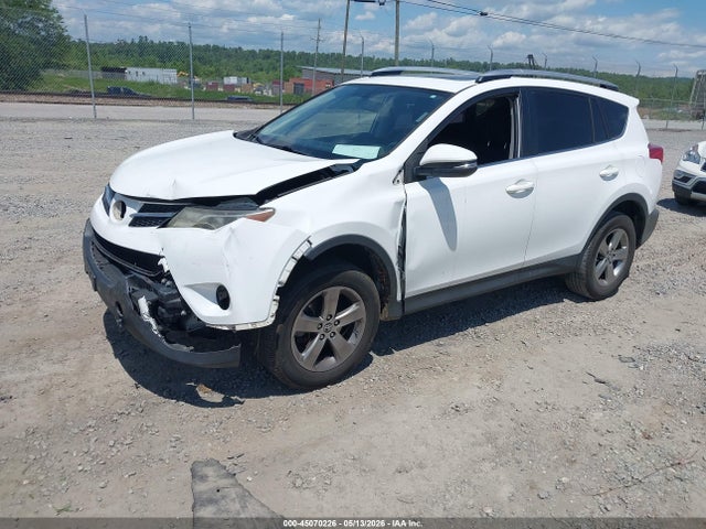 JTMRFREVXFD131386 Toyota Rav4 Xle