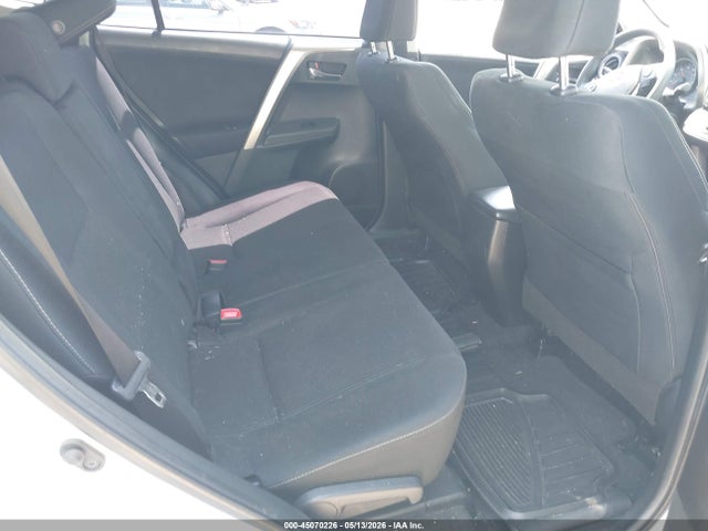 JTMRFREVXFD131386 Toyota Rav4 Xle