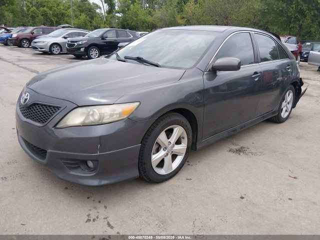 45070249 :رقم المزاد ، 4T1BK3EK2AU602676 vin ، 2010 Toyota Camry Se V6 مزاد بيع
