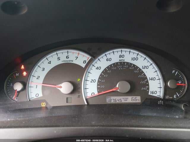 45070249 :رقم المزاد ، 4T1BK3EK2AU602676 vin ، 2010 Toyota Camry Se V6 مزاد بيع