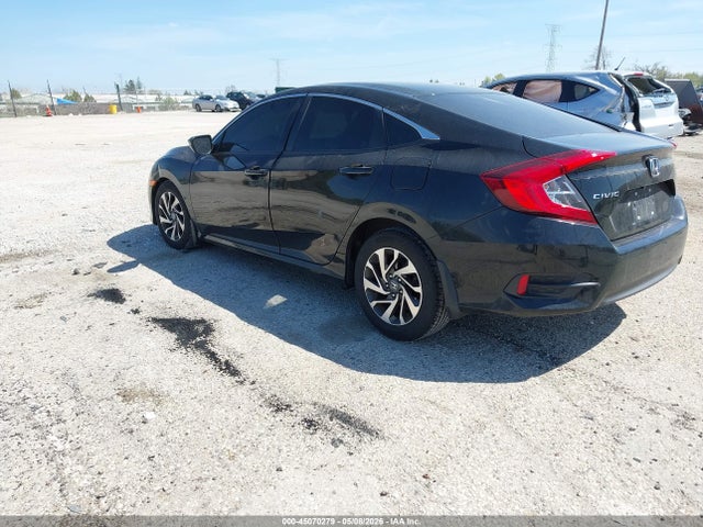 45070279 :رقم المزاد ، 19XFC2F79GE003675 vin ، 2016 Honda Civic Ex مزاد بيع